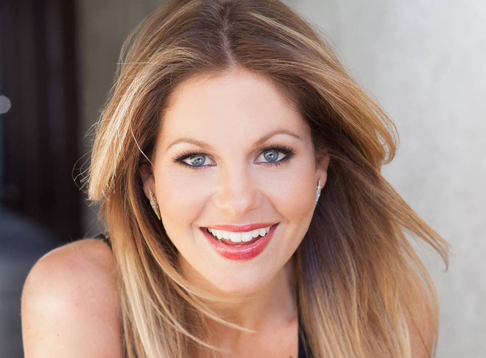 Candace Cameron Bure Named FOX411's 'Celebrity Of The Year ...