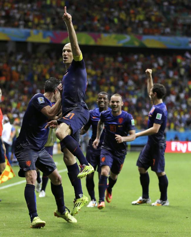 Spain 1 - 5 Holland World Cup 2014: MATCH REPORT Daily