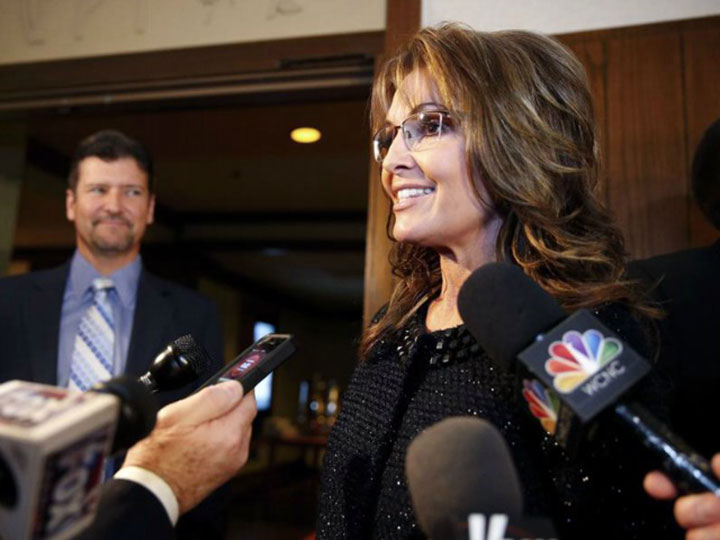Former Alaska Gov. Sarah Palin has voiced her support for GOP presidential candidate Rand Paul and slammed Republican voters for marginalizing the Kentucky senator and his supporters.