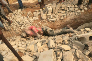 Three decomposing bodies were discovered within the foundation of a building reported to be a church under construction in Egunu Monday.  <br/>