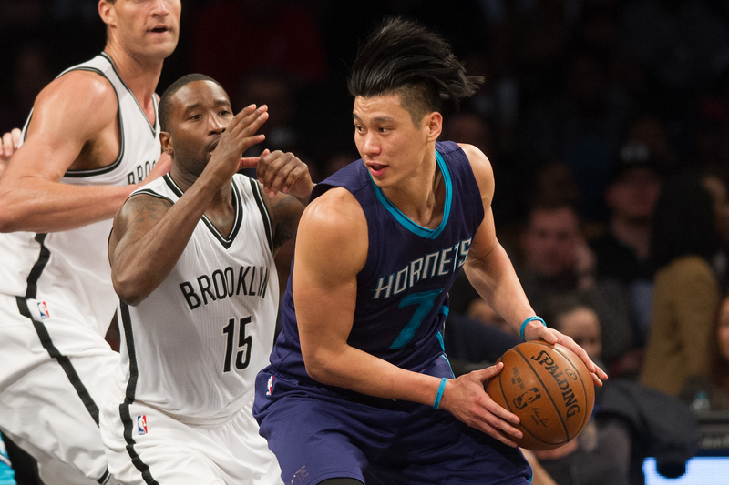 Charlotte Hornets Star Jeremy Lin is disappointed with Chris Rock's stereotyping on Asians during an onstage skit at Sunday's Oscars 2016. The basketball star vented his frustration to Twitter, saying he is "tired of it being 'cool' and 'OK' to bash Asians."