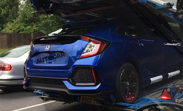 The 10th generation Honda Civic has certainly come a long way from its early days, and the 2017 Honda Civic hatchback has been spotted in Europe en route recently from the back, showing off some sharp lines and acute angles that set the pulse racing. What else do we know about the 2017 Honda Civic ?
