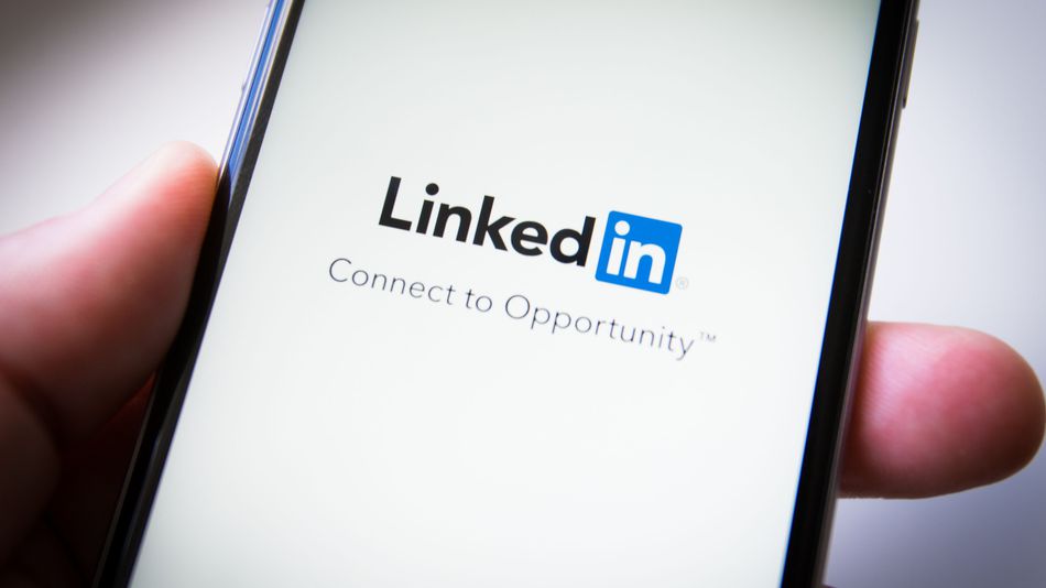 Following LinkedIn's infringement of Russian law requiring that all companies holding Russian citizens' personal details be stored in servers within the country, Russia is now working on measures to ban the site from the country.