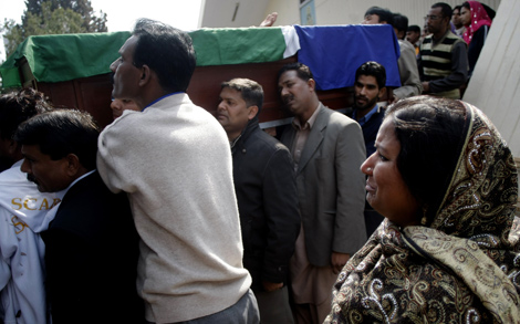 The funeral mass of minister for minorities Shahbaz Bhatti drew high-profile figures, but notably absent from the event were Pakistan President Asif Zardari and opposition leaders.