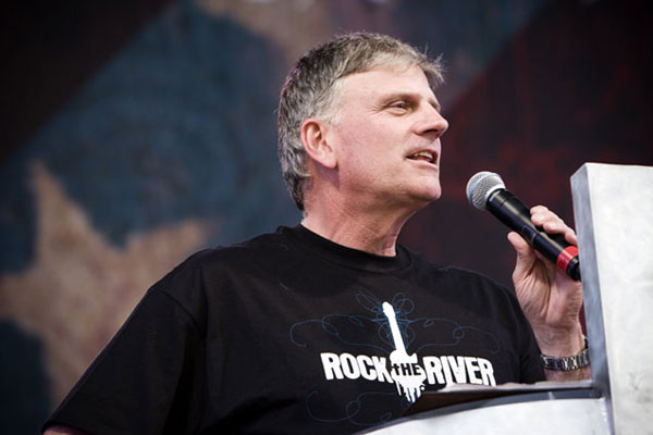 Evangelist Franklin Graham is gearing up for his first-ever American Hispanic festival this weekend. Festival de Esperanza (Hope Festival) will also be the first time Graham is holding his signature evangelistic event in Los Angeles.