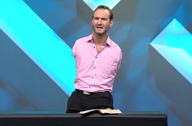 Limbless evangelist Nick Vujicic has thanked God after his team witnessed 400,000 people repent of their sins and begin their spiritual journey with Jesus Christ at a recent event in Ukraine.