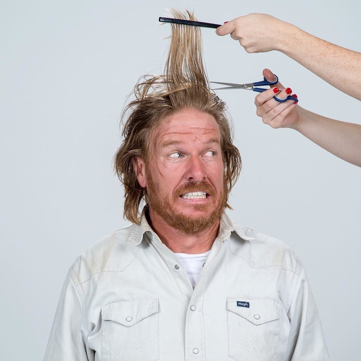 "FIxer Upper" star Chip Gaines vowed to cut his hair if fans donated to St. Jude Children's Research Hospital -- and he stuck to his word, revealing his newly-buzzed head on social media.