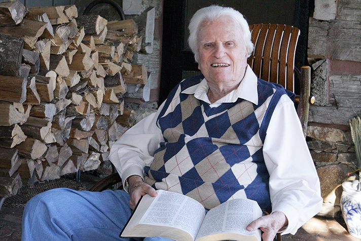 Ahead of the New Year, famed evangelist Billy Graham offered words of encouragement for those who endured a difficult 2017 and said that while God allows hard times to come, He provides eternal hope through His son.
