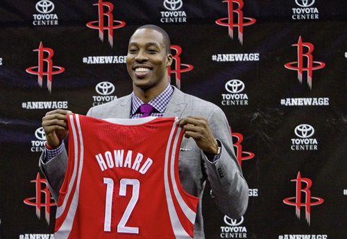 Dwight Howard was in Aspen, Colorado, where he prayed to God for a sign on what he should do, prior to making his decision on which team to sign with. Howard admitted that is his conversations with new teammate Chandler Parsons probably the most important elements that caught him were Houston’s great team chemistry and the feeling of family.