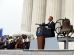 Obama_LincolnMemorial.jpg