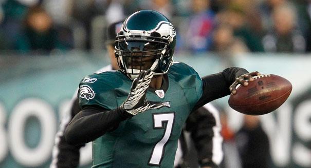 The Philadelphia Eagles appear to have finally found a way to resolve their quarterback drama by signing a Michael Vick minimum contract this NFL offseason. With both Carson Wentz and Sam Bradford leaving much to be desired in the gridiron, the former DeMarco Murray squad seems to have opted to step it up and choose a veteran star known for dominating the league. Will Michael Vick prove to be truly better than Tom Brady, Cam Newton, Russell Wilson and Andrew Luck?