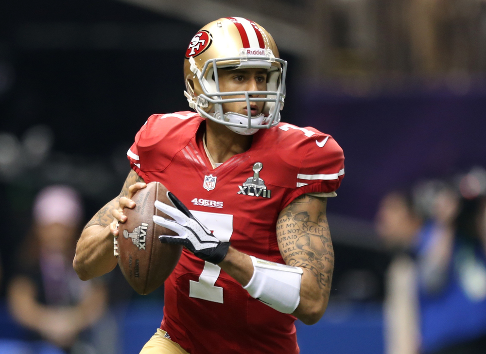 The San Francisco 49ers and Colin Kaepernick are nowhere near a resolution to their quarterback crisis. While Kap reportedly still insists on getting out of his deal with the Jarryd Hayne squad, the Chip Kelly team refuses to let him go without any returns for their investment. Recently, the issue appeared to have almost reached an end when the Denver Broncos expressed their interest in signing Kaepernick. However, it looks like Paxton Lynch just eliminated any hope for Kap to become the next Peyton Manning.