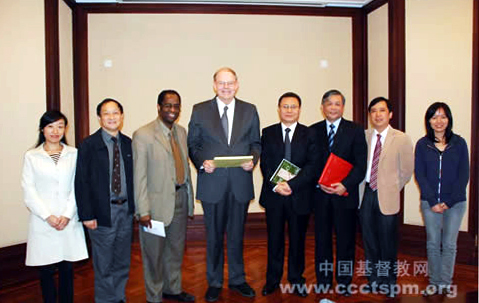 On Nov. 3, World Alliance of Reformed Churches (WARC) chairman Rev. Clifton Kirkpatrick and secretary general Setri Nyomi visited the TSPM/CCC, according to China Protestant Church’s website.