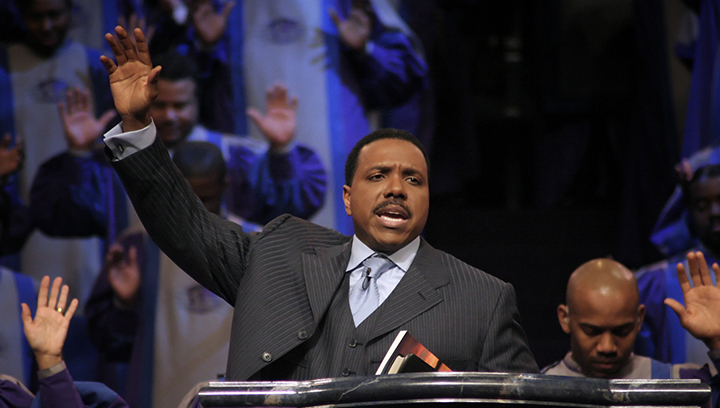 Famed minister Creflo Dollar recently asked his 200,000-person congregation for $60 million to help purchase a new private jet, but the backlash has been so overwhelming that he opted to take down the funding page.