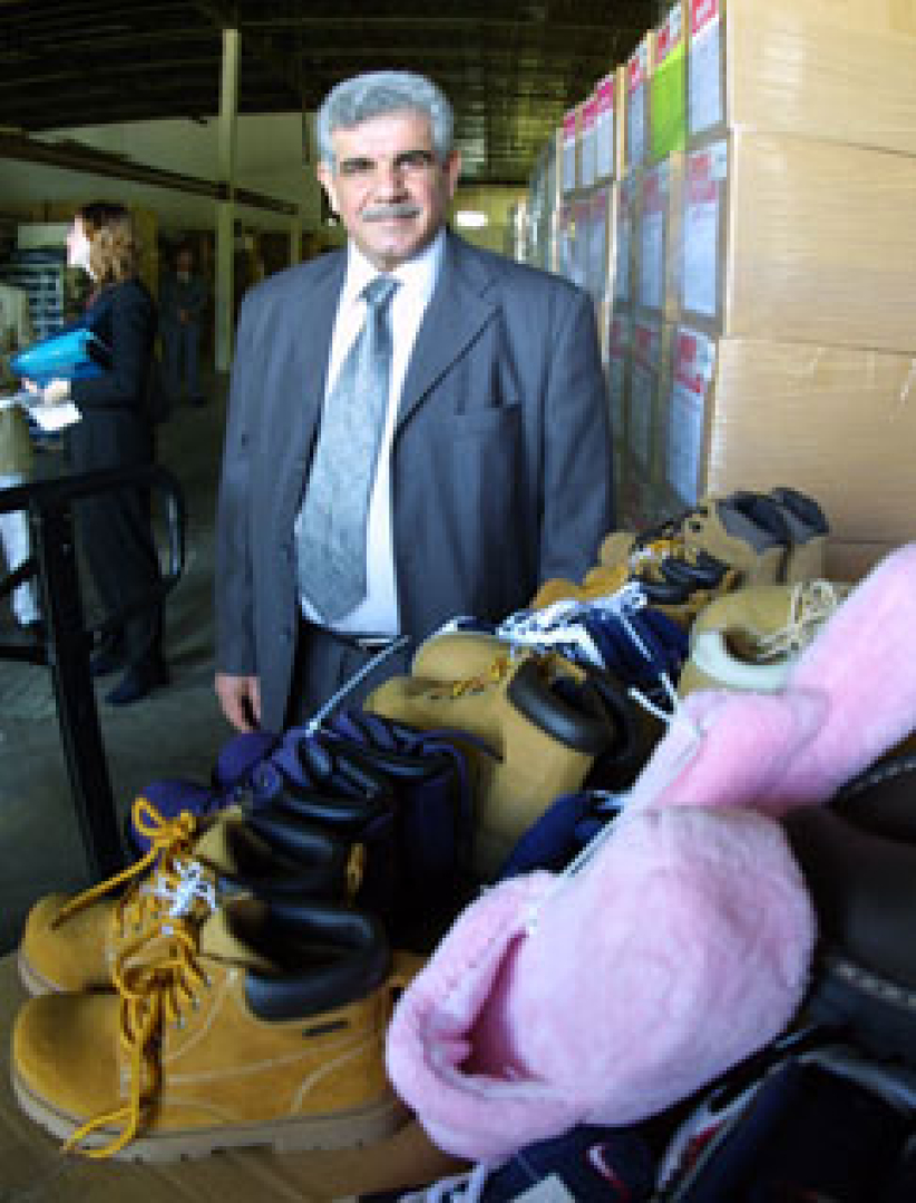 7000雙給孤兒的童鞋從美國送到伊拉克