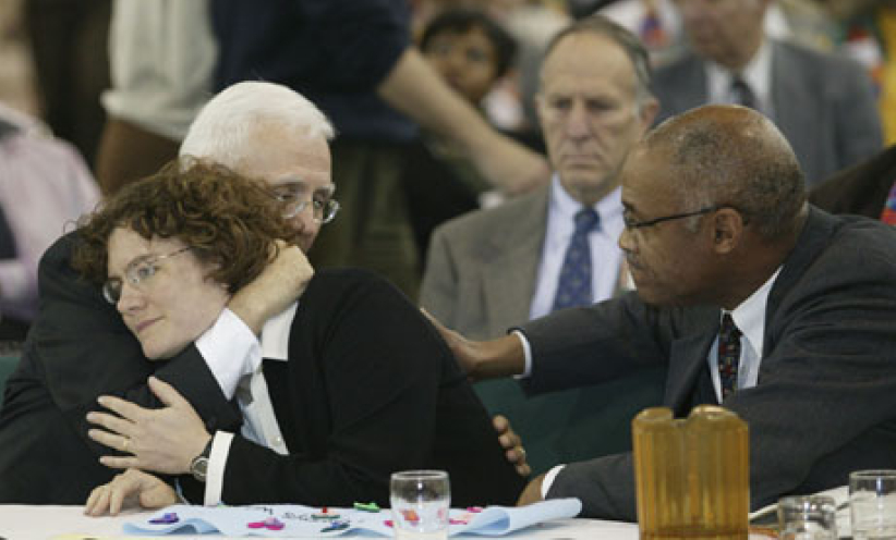 美國同性戀女牧師被判有罪並撤銷神職