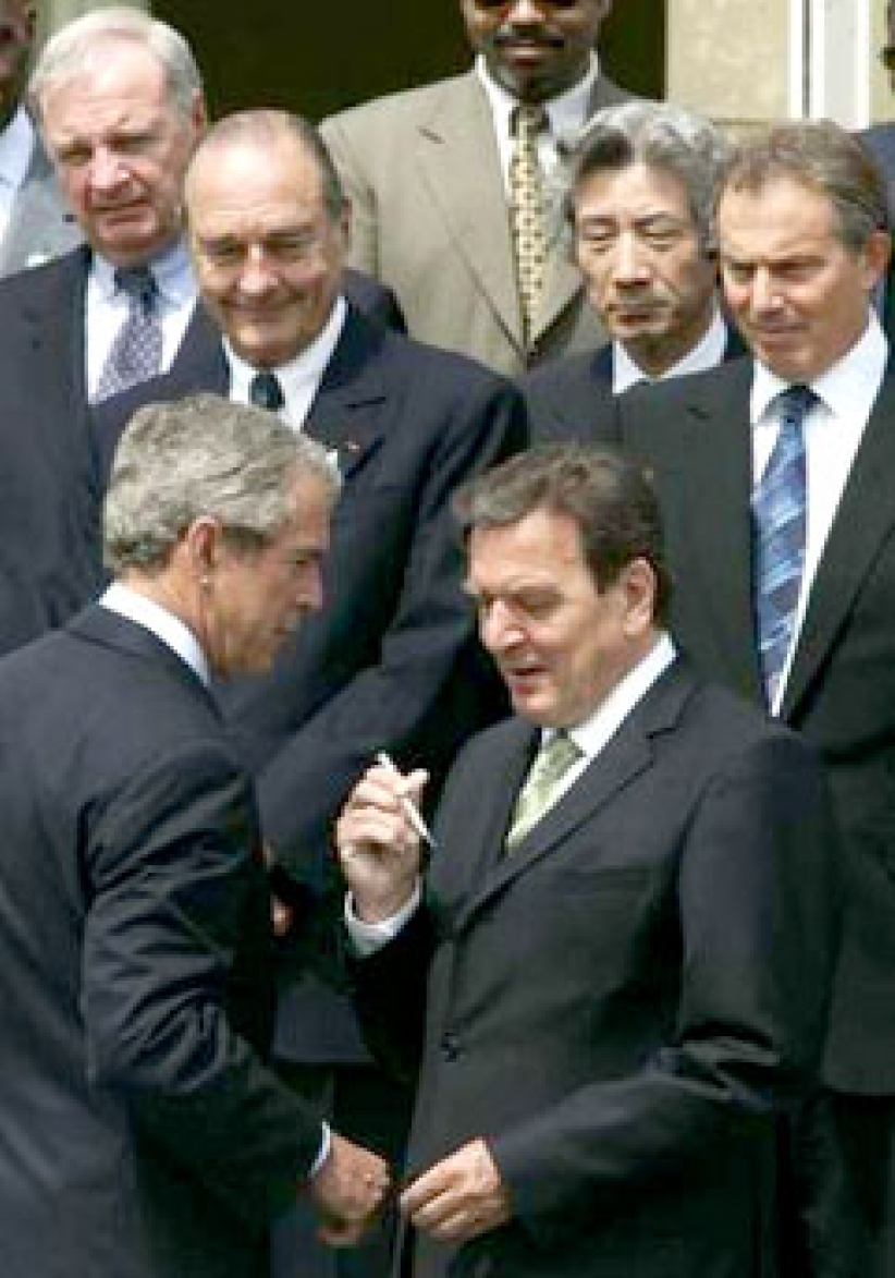 八国峰会达成协议：每年向发展中国家援助500亿美元