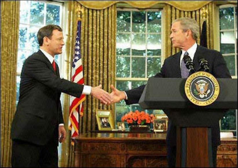 布殊总统提名罗伯茨出任最高法院首席大法官