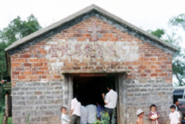 中國信徒缺屬靈裝備 浸信會出版社「贈書計劃」送贈靈糧與關心