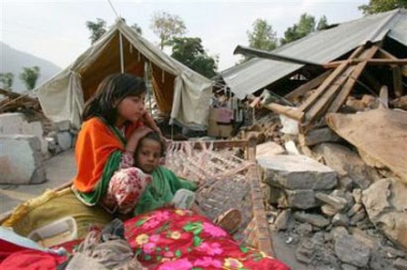 联合国提高捐款目标，再度呼吁各国争分夺秒抢救南亚地震灾民