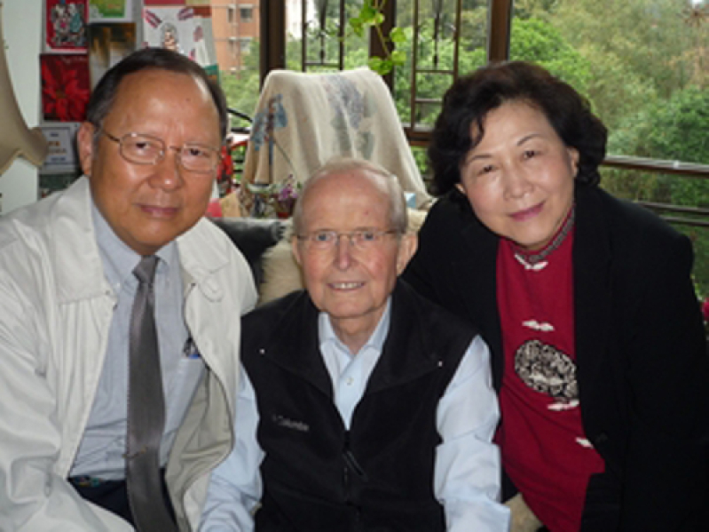 Lee Family and James Taylor.jpg