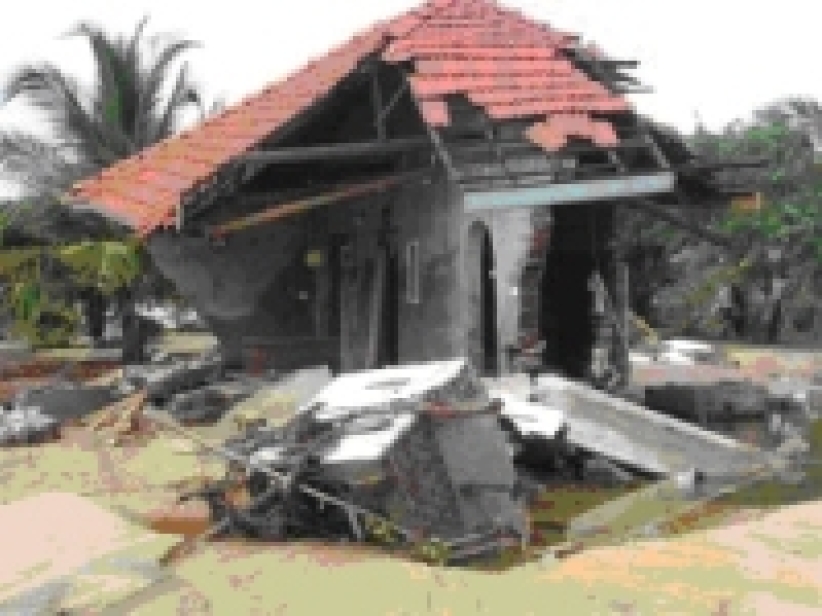 香港世界緊急援助斯里蘭卡重建家園