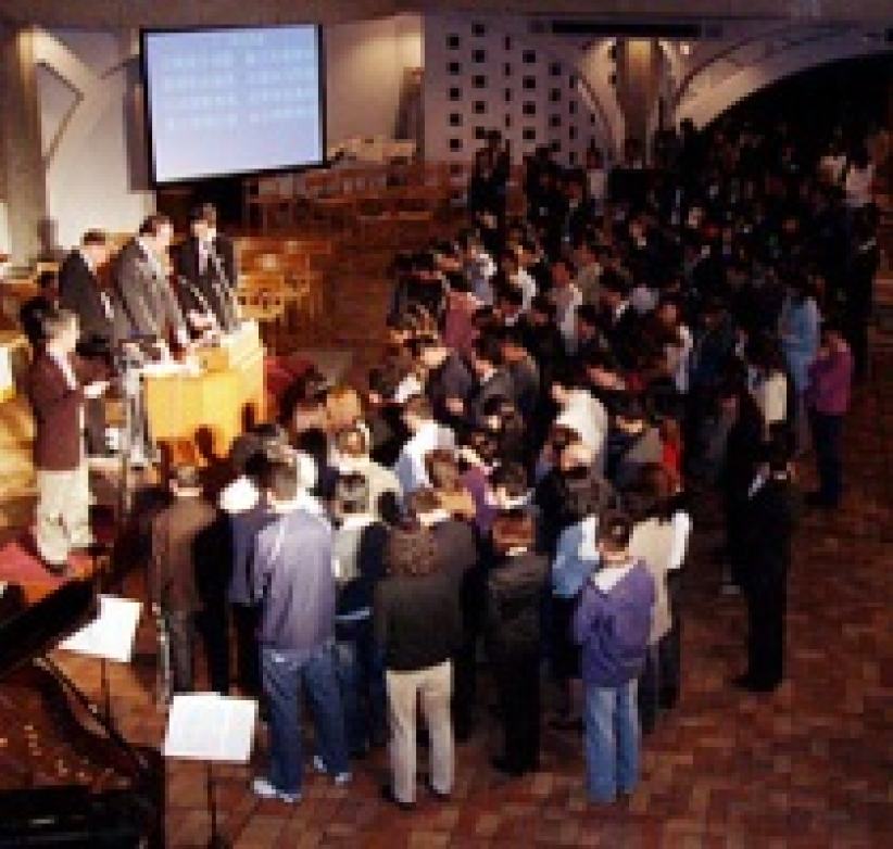 唐崇榮牧師2006旅日宣教大會火熱氣氛中落幕