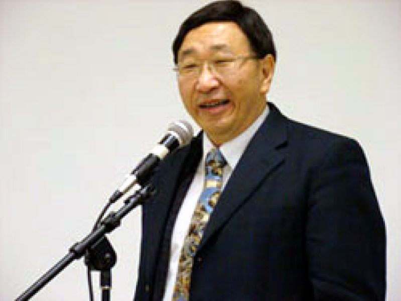 gen_20091106_drleung.jpg
