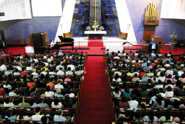 恩臨萬邦跟進聚會，新舊宣教士現身說法