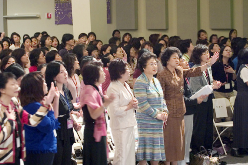 千名姊妹向神呼求 燃亮生命为神国奔跑