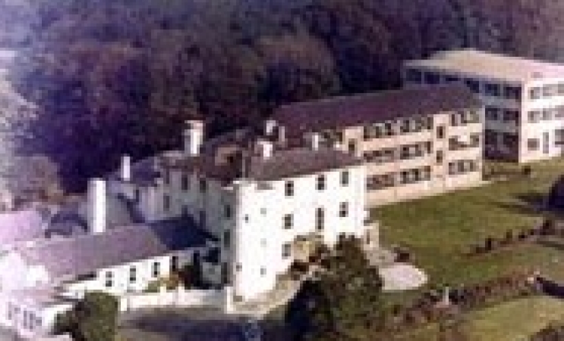 英國教會學校教徒優先 家長不惜為子女「泡教會」