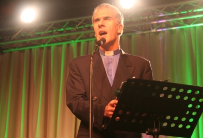 甘力克牧師從前傳福音常碰釘子