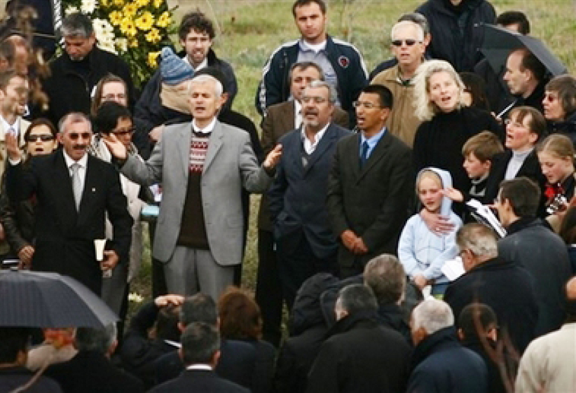 土耳其殉道德國宣教士擧殯 生命故事永被懷念