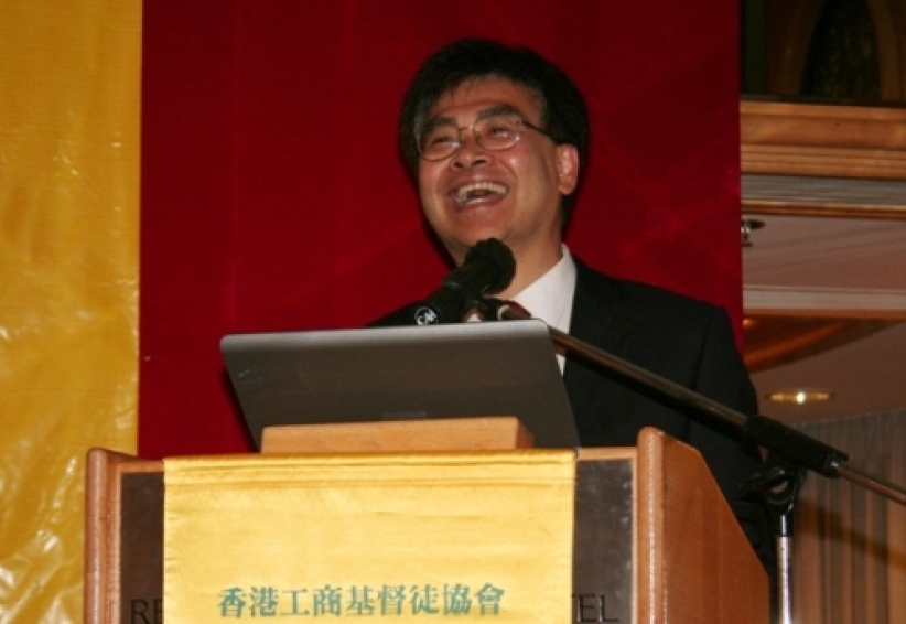 港紅潮專家何建宗教授　縱行南北極悟生命真理