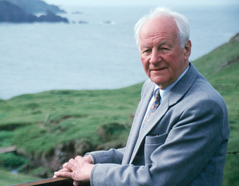 john-stott.jpg
