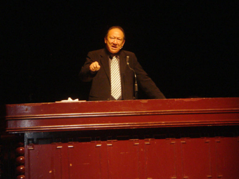 唐崇榮牧師聖誕信息：馬槽裡的救主