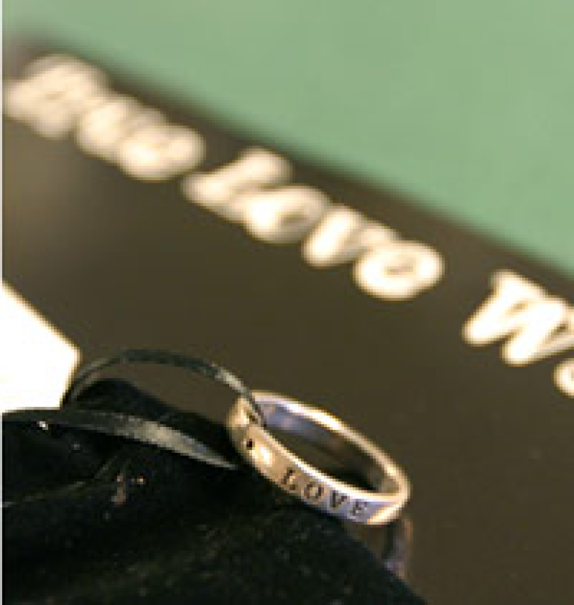 「情人節」變「貞潔日」 美國青少年公開維護婚前貞潔立場