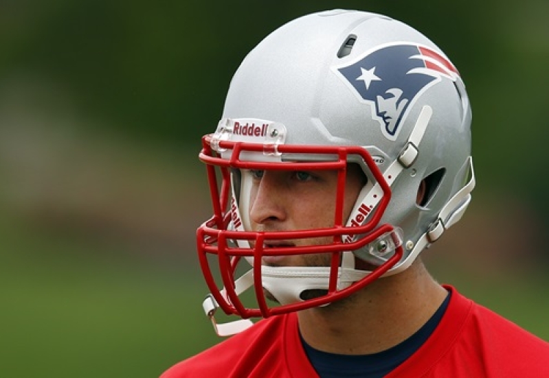 TimTebow_Patriots111.jpg