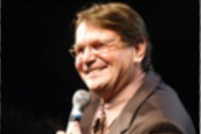 布永康撰信籲信徒擕友出席周末佈道慶典