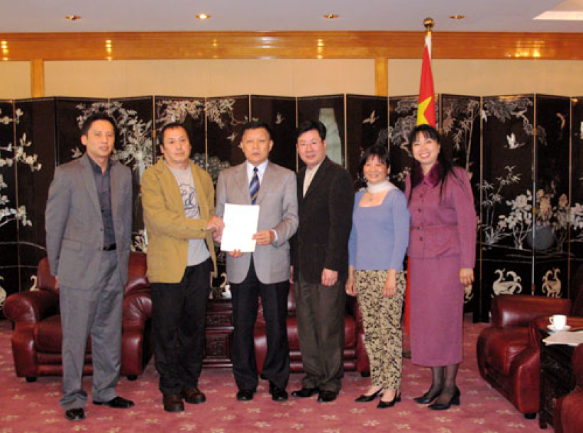 美國文更新雲南山區扶貧興建學校 