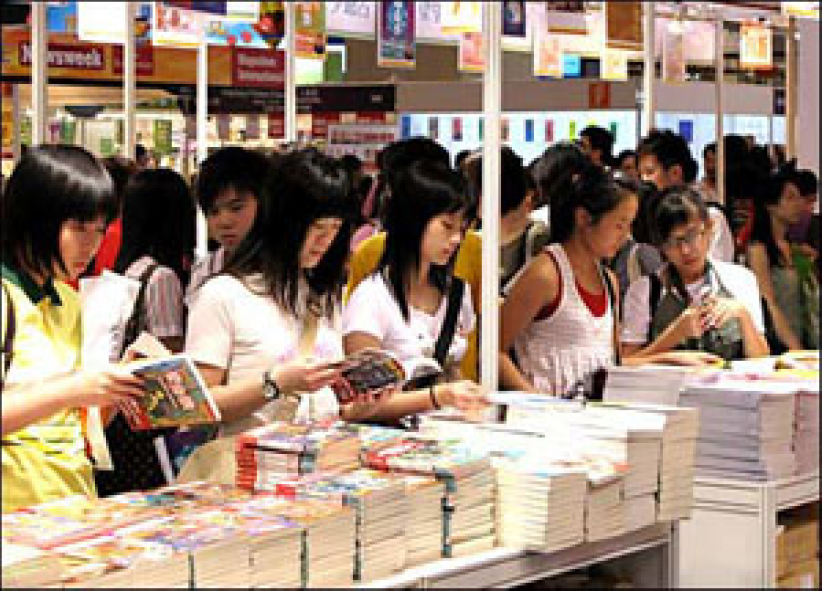 香港青少年阅读多元化 书本仍为首选