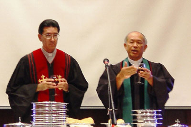 華人教會與各地教會同歡度普世聖餐主日