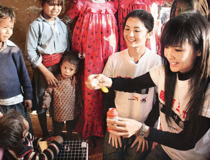 阿Sa周慧敏随宣明会尼泊尔探访贫童