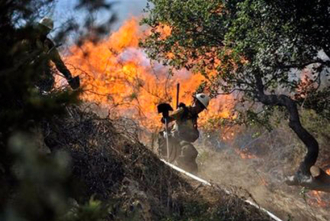加州山火略受控制 救世軍救濟疏散居民