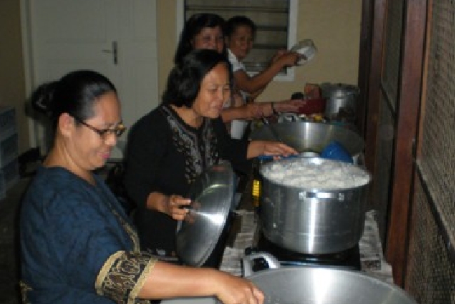 印尼地震災區教會開放做庇護所