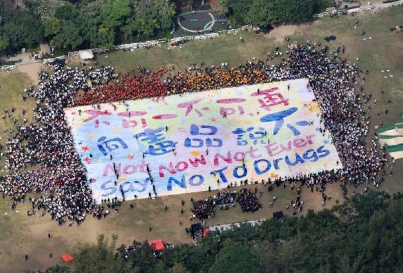 大型禁毒手指畫打破健力士世界紀錄