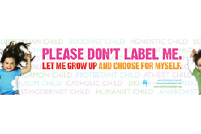 英國無神論廣告擺烏龍 基督教家庭Kid模做主角