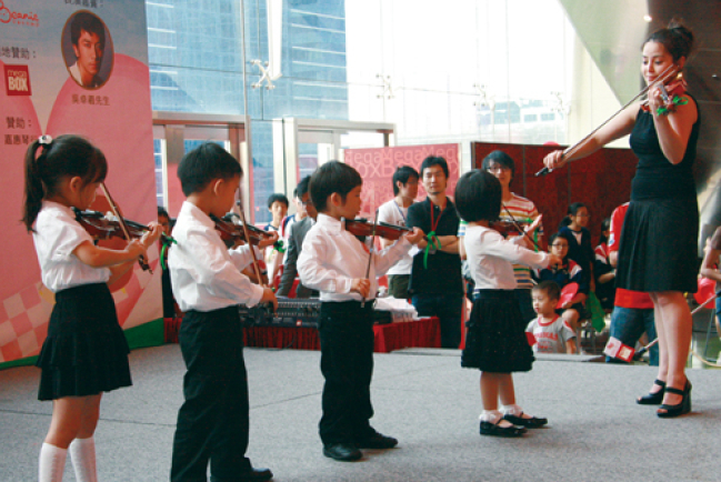 舞台展所長 父母恩千丈 「救世軍兒童才藝慈善大匯演」現正接受報名