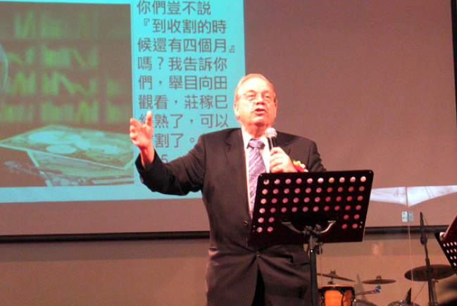 包德寧牧師：禱告但不傳福音——有問題！