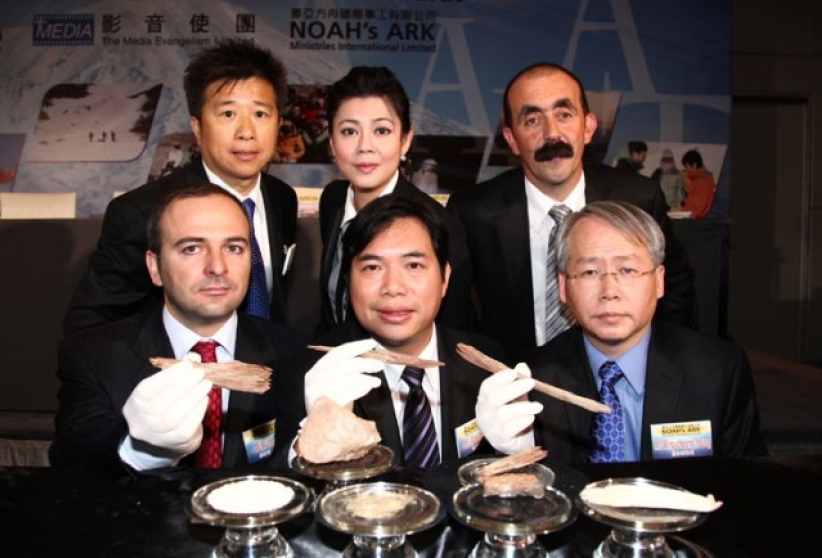 土耳其四千米高冰川掘出古木船 疑是挪亞方舟遺骸